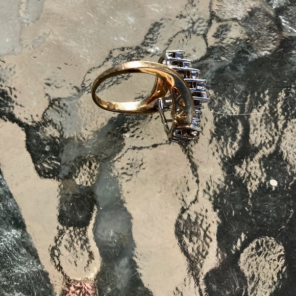 2.16 Carat Diamond 14 Karat Yellow Gold Ring - Picture 4 of 9